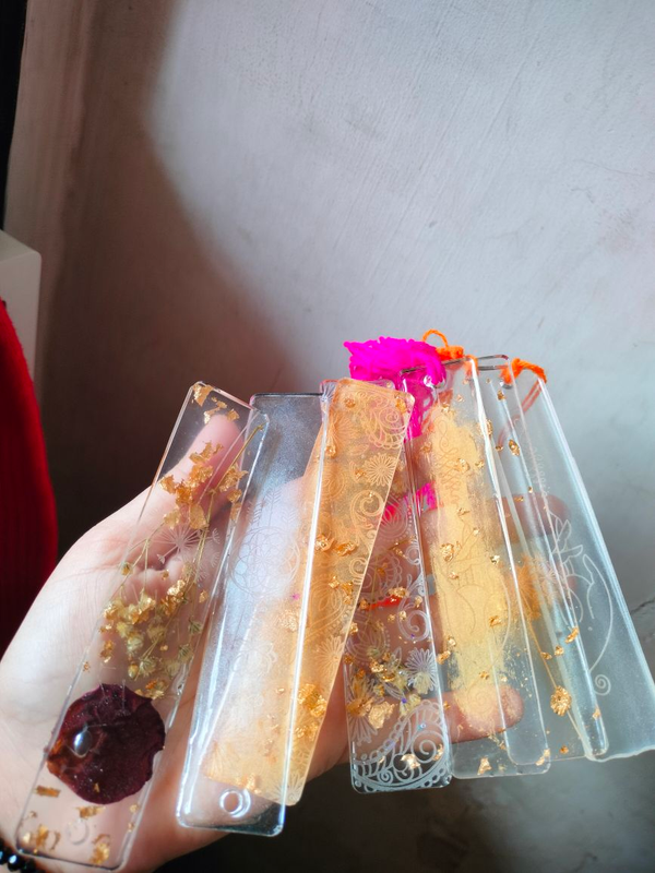 Aesthetic Resin Bookmark